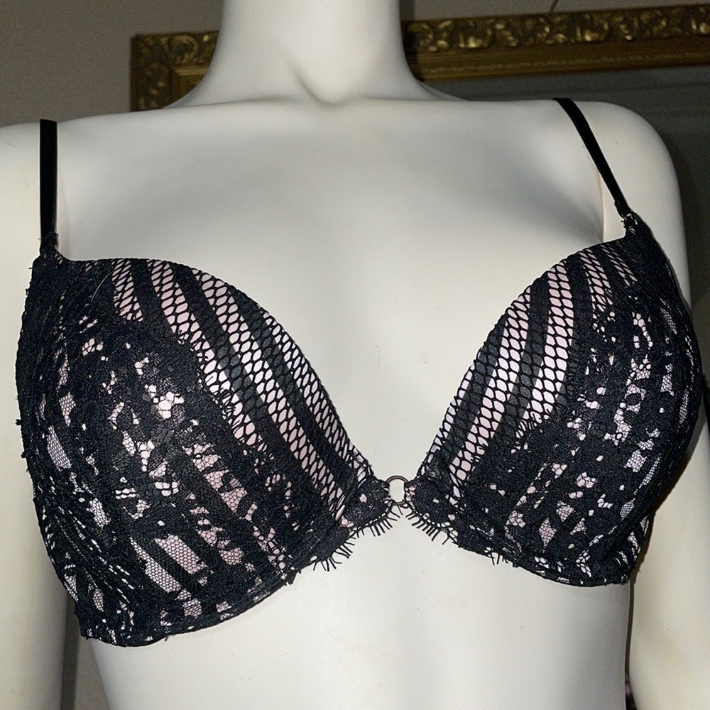 Victoria’s Secret Very Sexy Push-up Bra & Panty Set VS Fishnet & Lace Stripes 🆕 - Picture 6 of 16